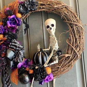 Hand maid Halloween wreath